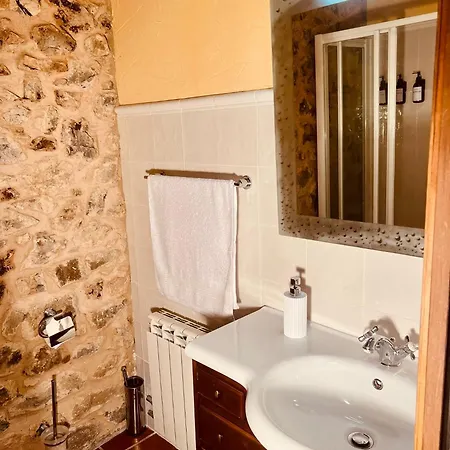 Landhaus Casa - Casa De Montana Con Encanto A 20 Min De San Isidro *